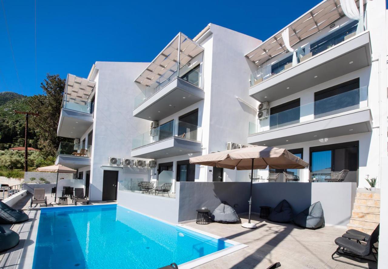 Kalipso & Nafsika Maisonettes Grey Diamond Vila Nikiana Exterior foto